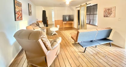CAMP BY PENDLETON BRIDGE, TOLEDO BEND LAKE AND TEXAS SRA PARK AND BOAT LAUNCH
