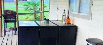 CAMP BY PENDLETON BRIDGE, TOLEDO BEND LAKE AND TEXAS SRA PARK AND BOAT LAUNCH