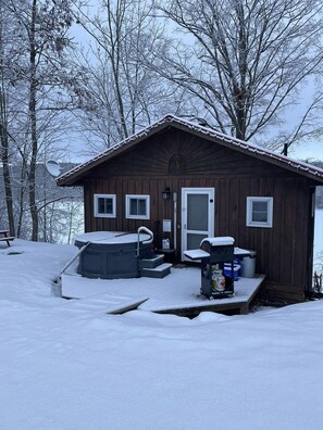 Front of property - Wildwood Cottages (Otonabee-South Monaghan)
