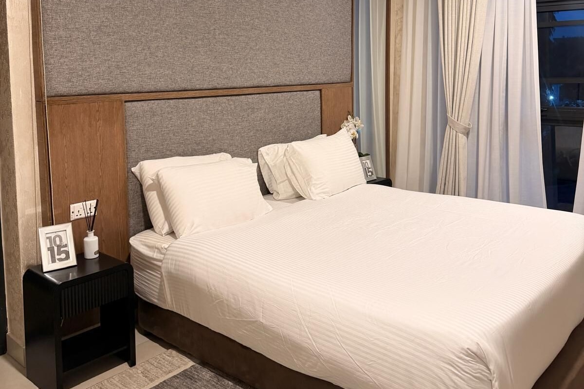 One Bedroom Luxury Townhouse, located in Cantonments, Accra | Egyptian cotton sheets, premium bedding, blackout curtains