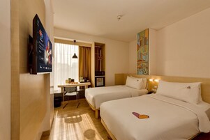 Desk, laptop workspace, free WiFi