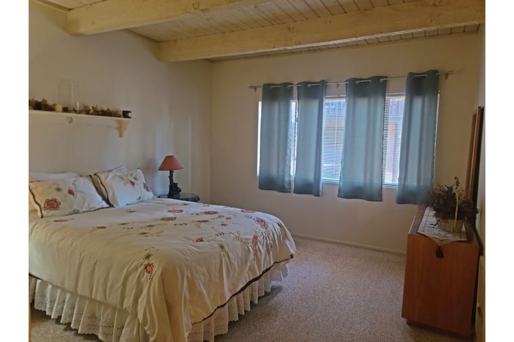 White Mountain Escape