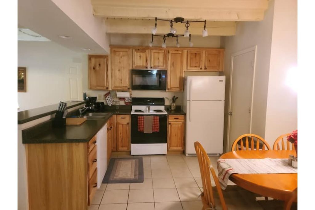 White Mountain Escape