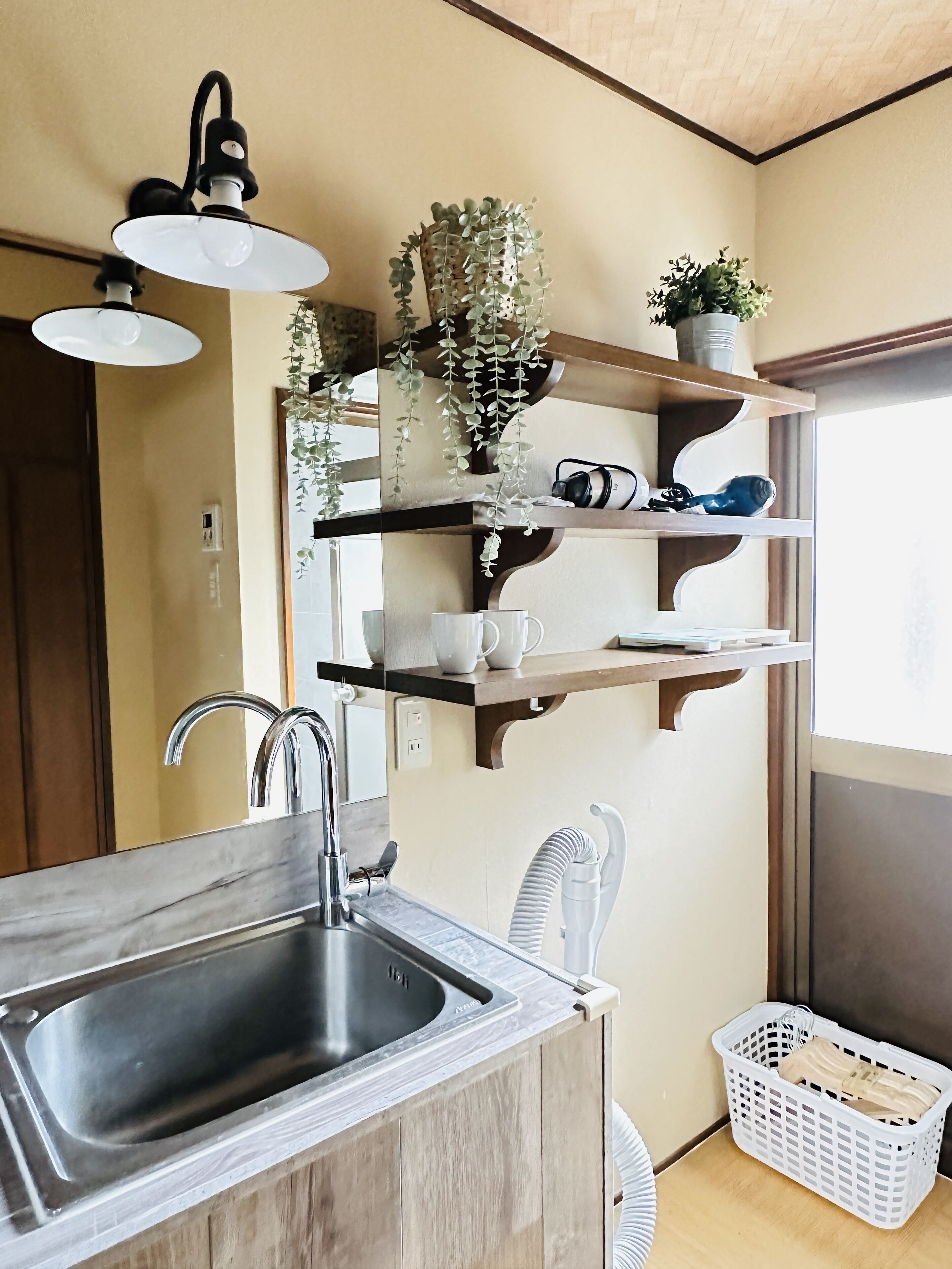 Comfort House | Bathroom sink
