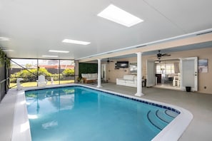 Pool - Tranquil House with Wet Bar & Private Pool (Pompano Beach)