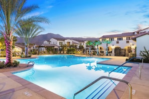 A heated pool - PGA West Desert Dream Villa | Private Casita, Spa, & BBQ (La Quinta)