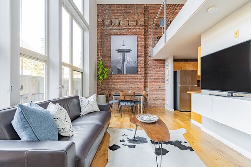 Modern Loft in the Heart of Seattle