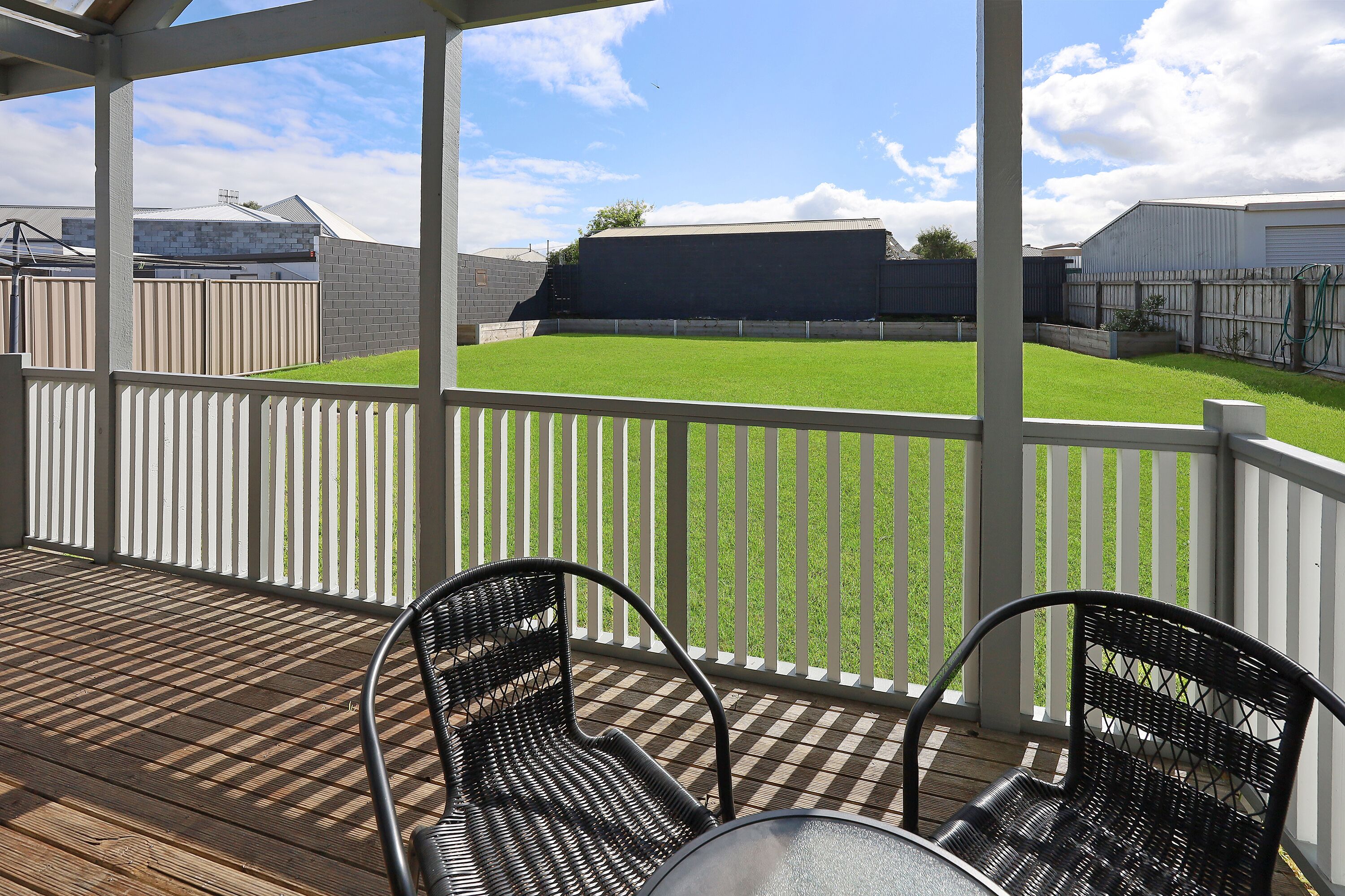 Light & bright home ready to enjoy