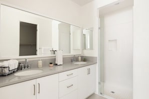 Bathtub, hair dryer, towels