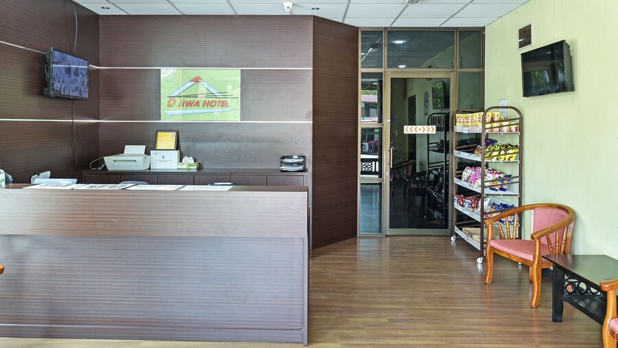 Capital O 90761 D Jiwa Hotel