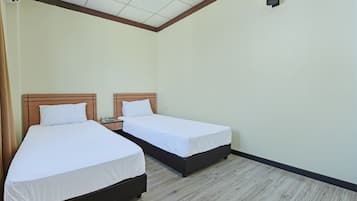 Free WiFi, bed sheets