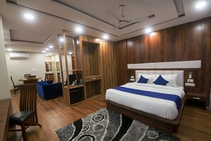 Royal Room | Select Comfort beds, free WiFi, bed sheets - Hotel Shivaay (Dharamshala)