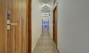 Lobby - Treebo Prince Andheri East (Mumbai)