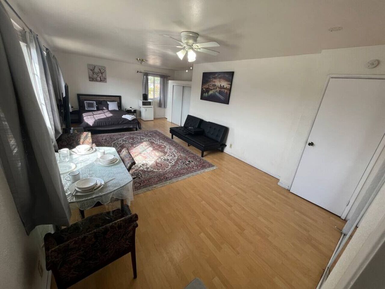 Quiet 1-Bedroom w/ Private Bath