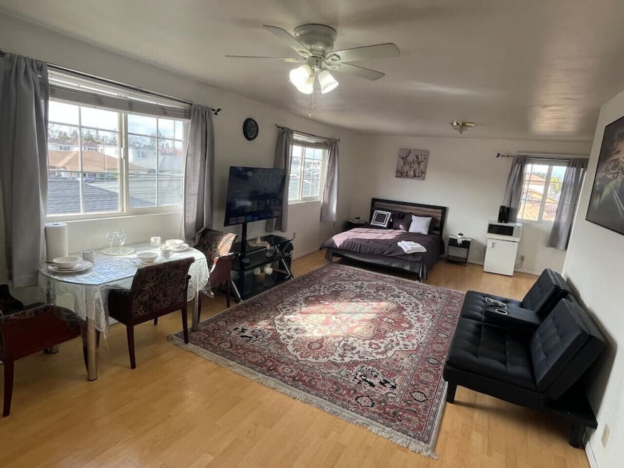 Quiet 1-Bedroom w/ Private Bath