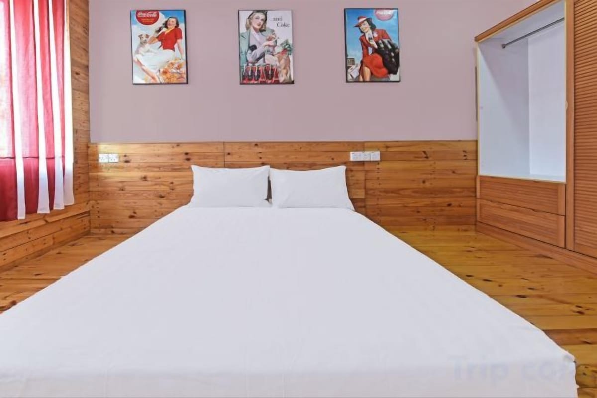 Bureau, draps fournis