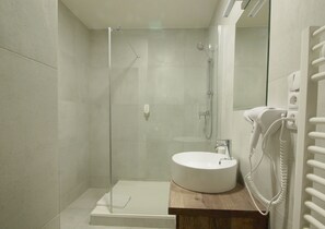 Classic Double Room | Bathroom - Adeba Plus (Prague)