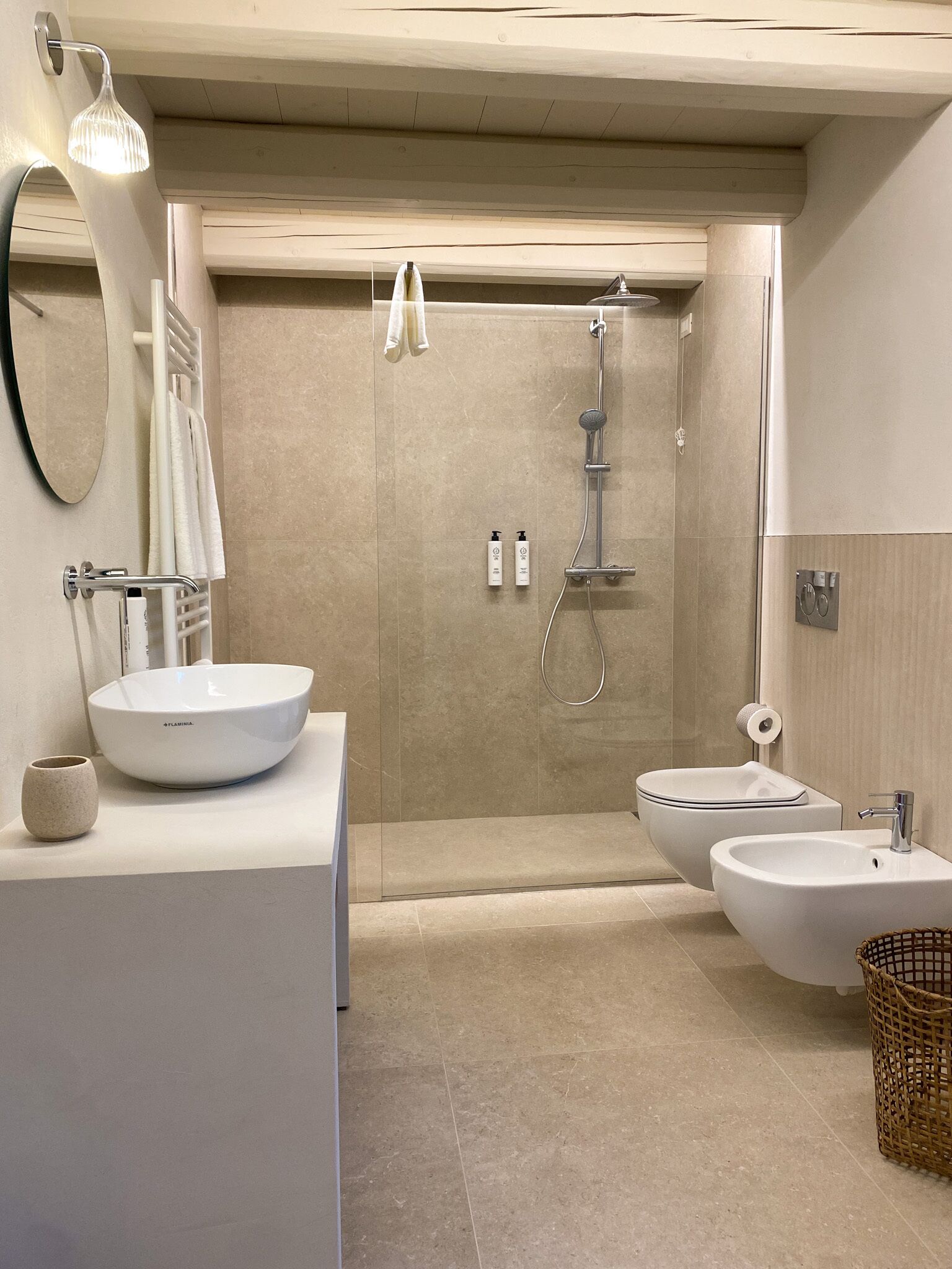 Superior Apartment | Bathroom | Designer toiletries, hair dryer, bidet, towels