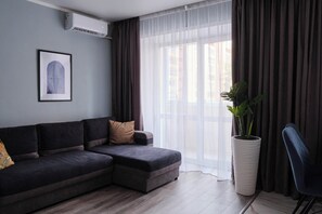 Premium Studio | Living area - Seven City Apartments (Semipalatinsk)