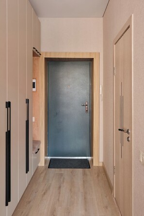 Premium Studio | Premium bedding, blackout drapes, iron/ironing board, free WiFi - Seven City Apartments (Semipalatinsk)