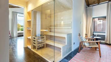 Suite Studio Ălite | Minibar, coffres-forts dans les chambres, rideaux occultants