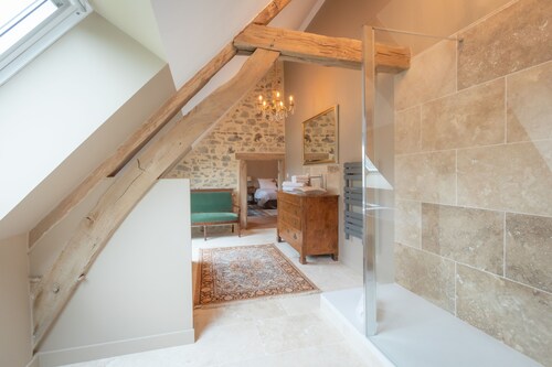 Superb suite in the heart of the forest