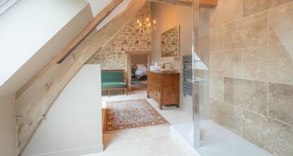 Superb suite in the heart of the forest