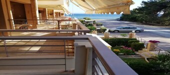 Maisonette of 6 persons 50 meters from the sea