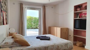 4 chambres, lit parapluie, Wi-Fi gratuit, draps fournis