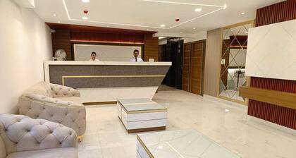 Hotel Aman Residency