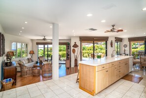 Condo, 2 Bedrooms | Private kitchen | Fridge, oven, dishwasher, coffee/tea maker