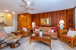Townhome, 2 Bedrooms | Interior