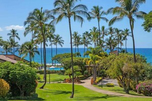 Property grounds - Wailea Ekahi Two Bedrooms - Garden View by Coldwell Banker Island Vacations (Kihei)