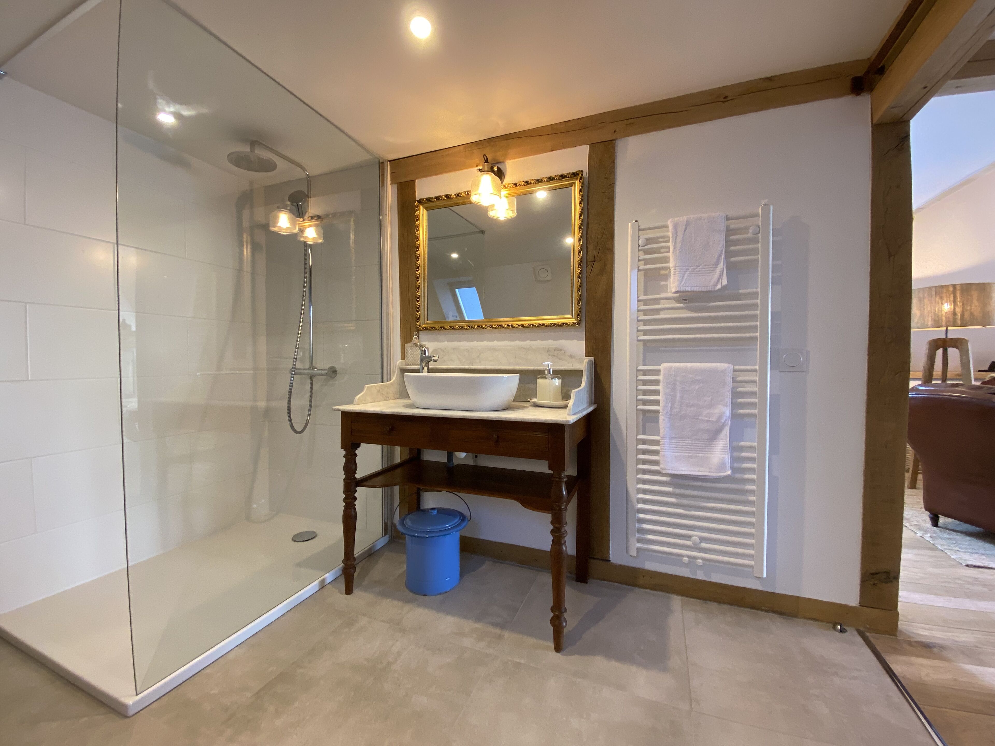 A luxurious place for two.