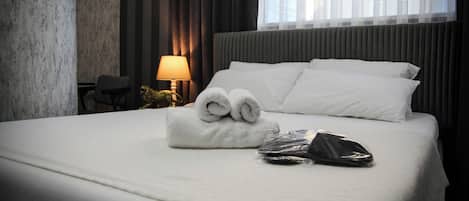 Standard Room | Minibar, soundproofing, free WiFi, bed sheets