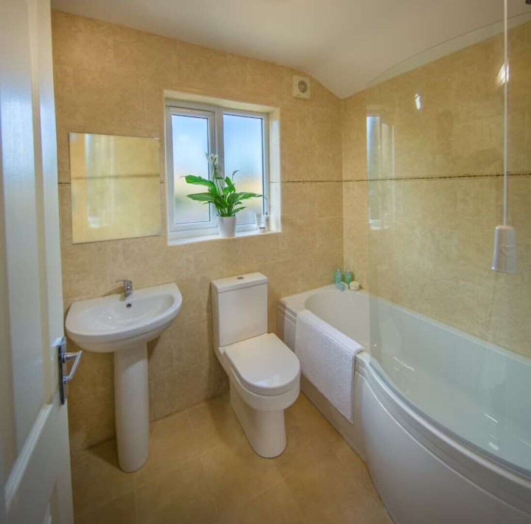 Keswick Garden Apartment