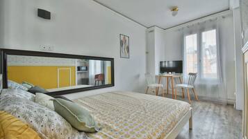 1 bedroom, WiFi, bed sheets