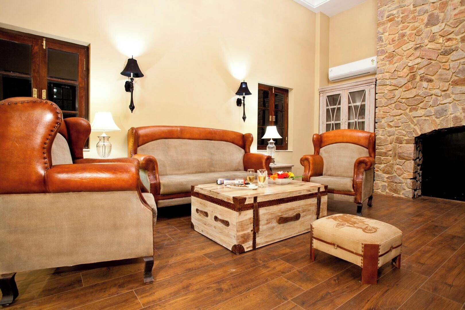 In-room safe, iron/ironing board, free WiFi, bed sheets