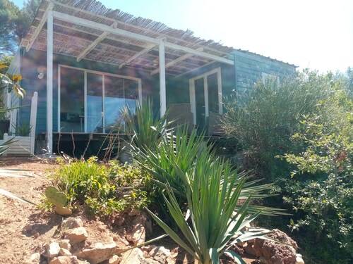 Secluded chalet with private access and panoramic views