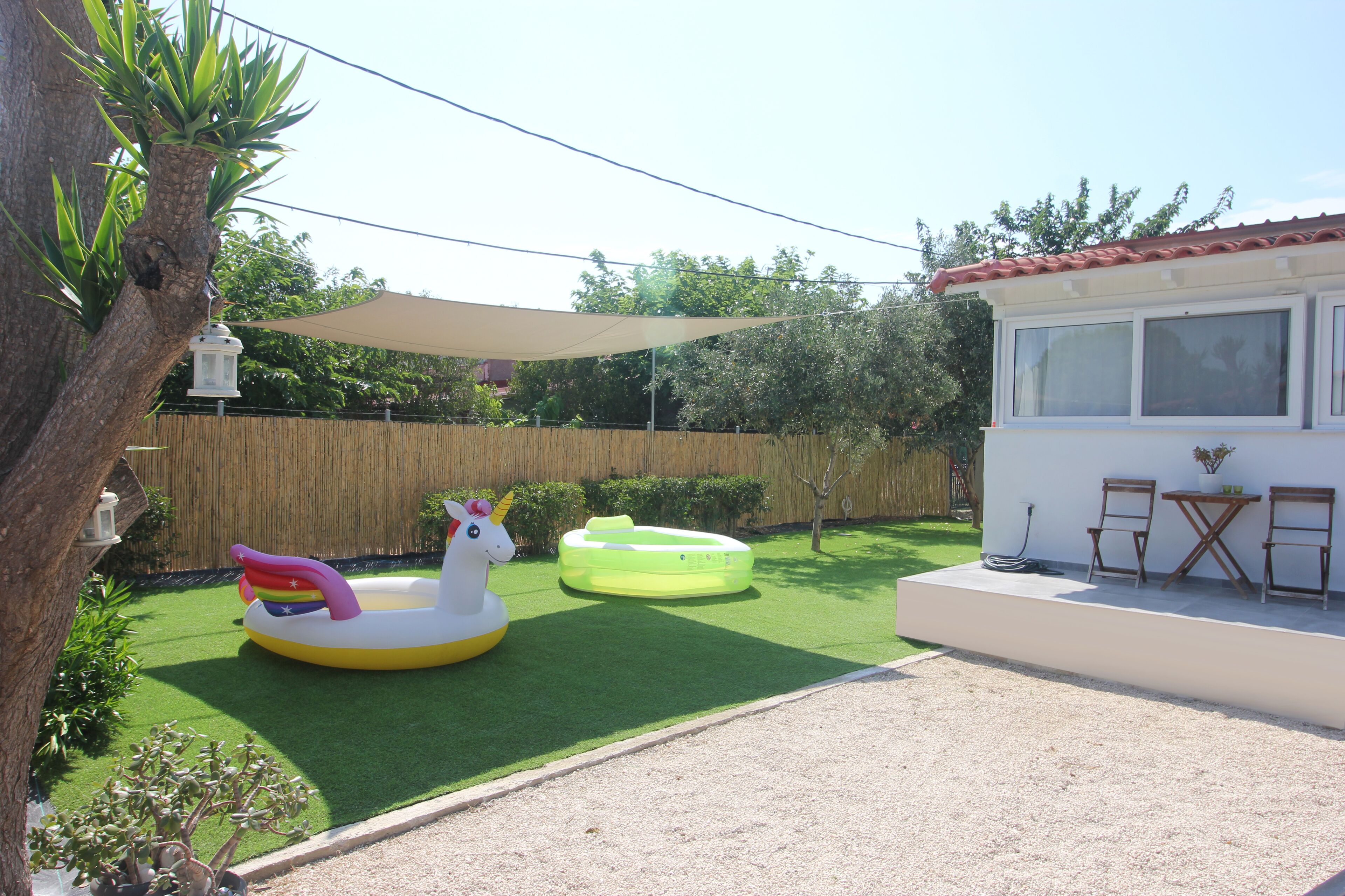 Brand new house with a garden, next to the beach.