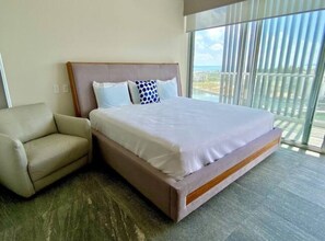 1 多间卧室、熨斗/熨衣板、WiFi、床单