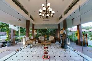Lobby sitting area - Surpura Bagh (Jodhpur)