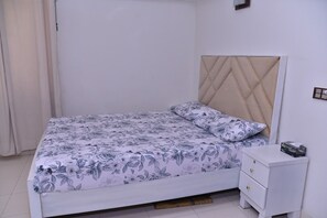 2 bedrooms, bed sheets