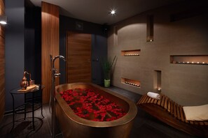 Sauna, hot tub, steam room, body treatments, hot stone massages - Spa Hotel Felicitas (Podebrady)