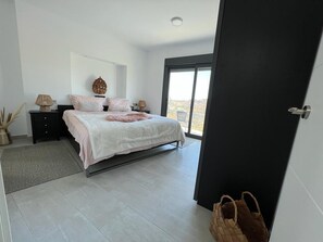 4 quartos, Wi-Fi, roupa de cama