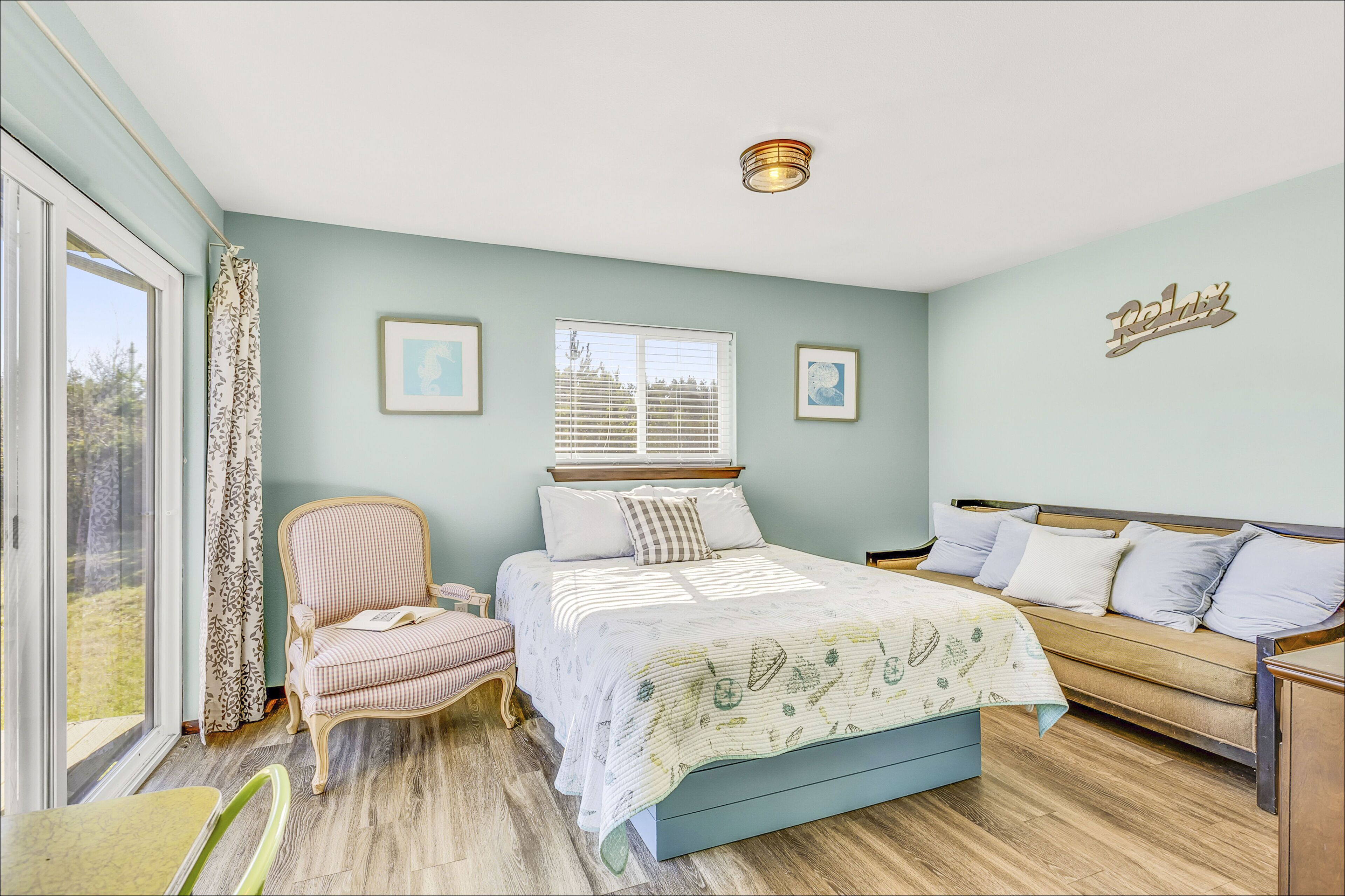 Cranberry Cotndo at Breakwater Inn