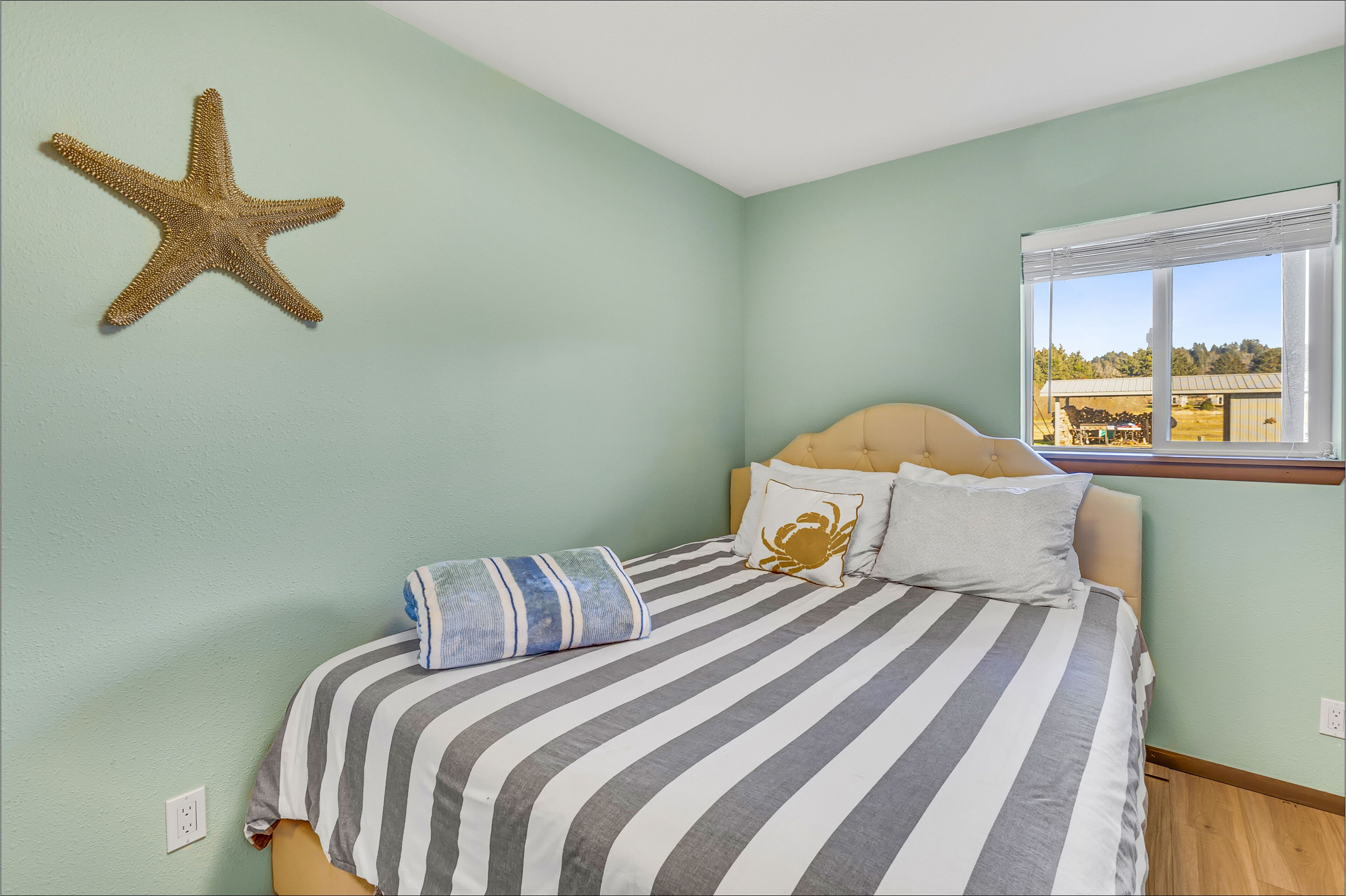 Get Away to the Ocean at Breakwater Inn & Cottages