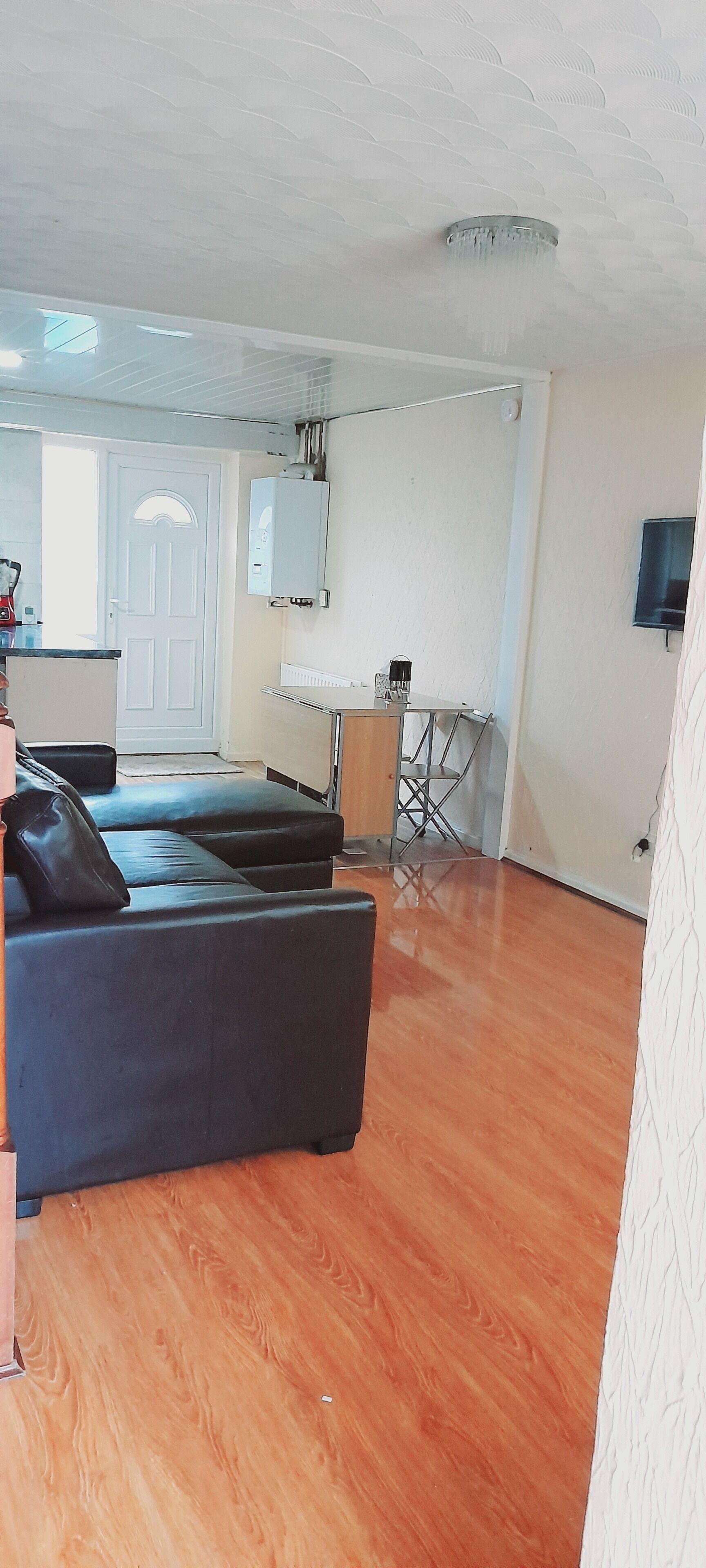 Entire 2Bedroom House Manchester