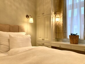 1 chambre, bureau, lit parapluie, Wi-Fi gratuit