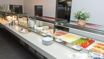 Daily buffet breakfast for a fee